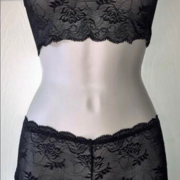 Lingerie set - Picture 4 of 5